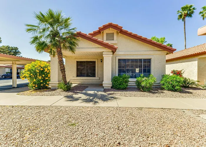 Dom wakacyjny Pool Access! Extended Snowbird Escape In Gilbert