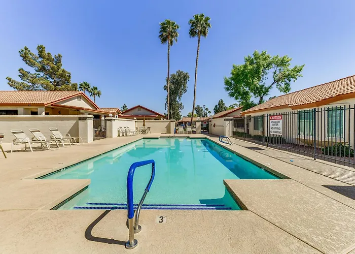 Dom wakacyjny Pool Access! Extended Snowbird Escape In *